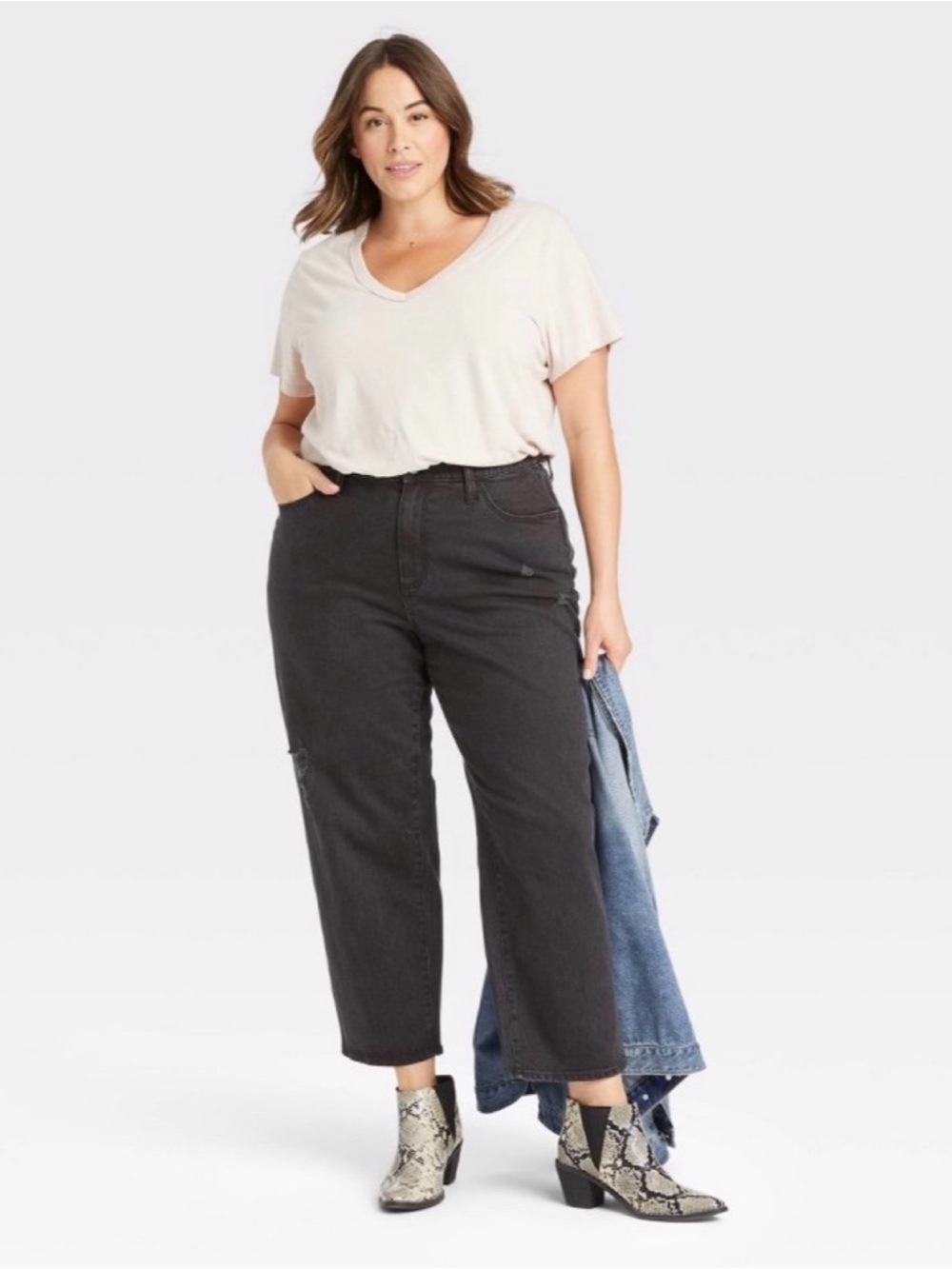 Universal thread Women’s plus size curvy fit high-rise vintage straight jeans 16